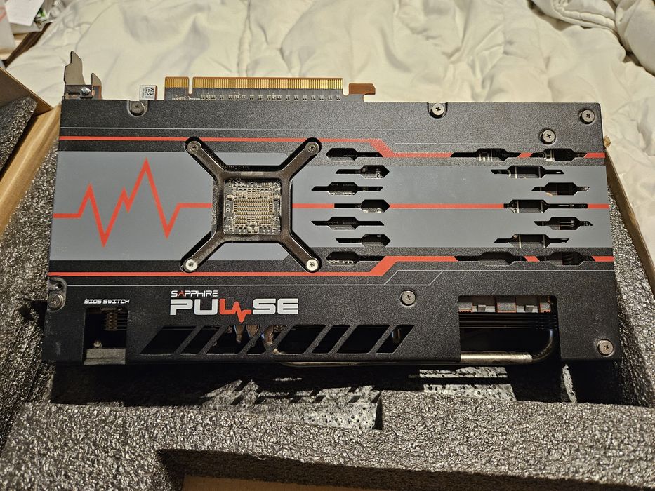 Placa video Sapphire Radeon RX 5700 PULSE 8GB GDDR6 256-bit