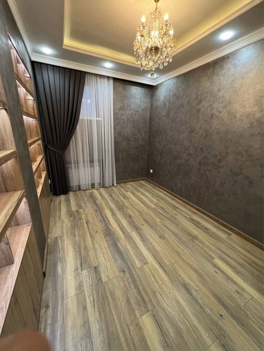 ЦУМ Габус 3 комнатная 4 этаж90 м2