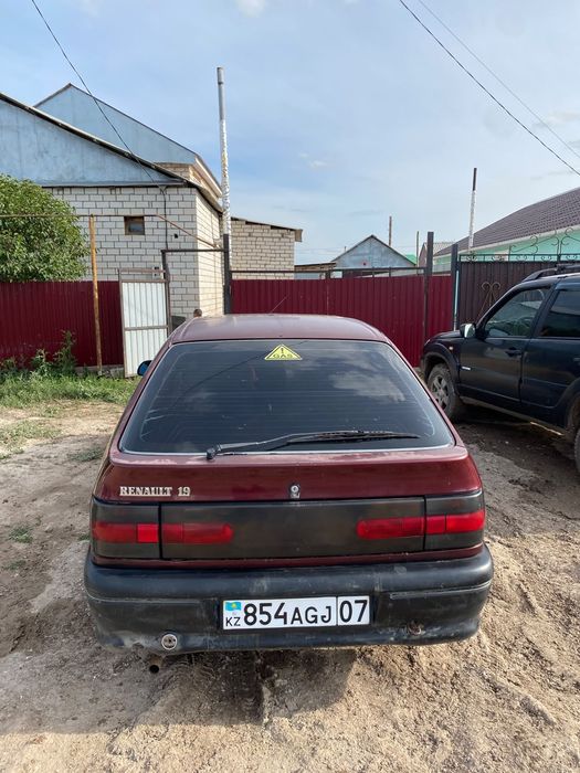 Продам машина срочно