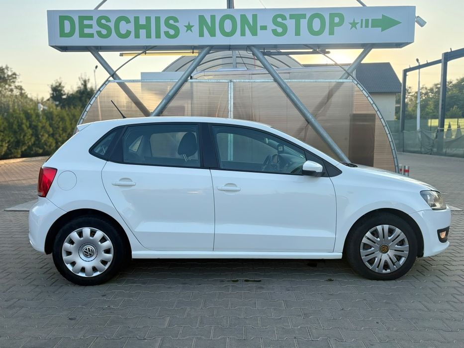 VOLKSWAGEN Polo 2012 — imagine 2