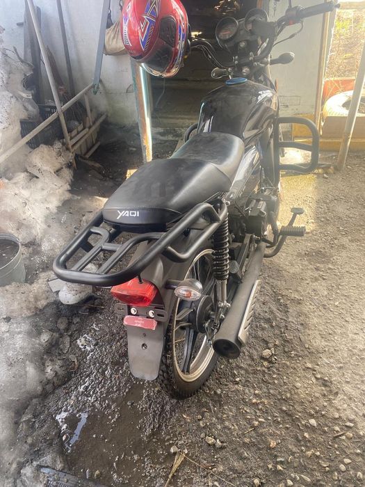 Мотоцикл YAQI , модель SL50
Черный цвет,