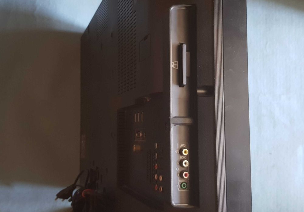 Televizor NonSmart de 32 inch 80 cm