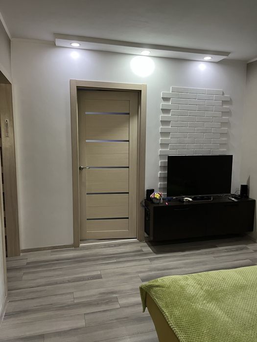 Продам квартиру на 6-ом мкр