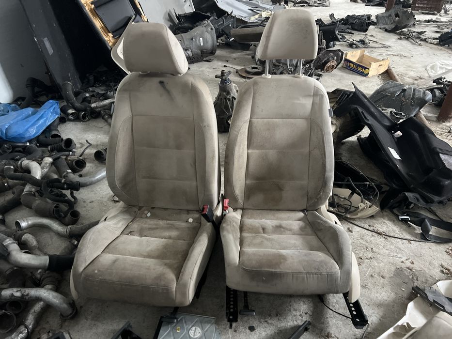 Interior Scaune incalzite banchete alcantara + textil vw golf 6 4 usi