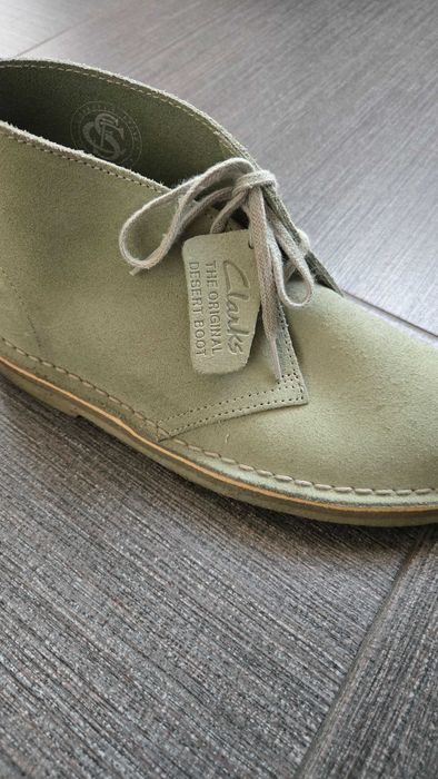 Дамски велурени обувки Clarks, 39