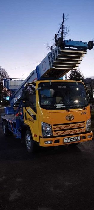 Avtolift xizmati yuqori qavatlarga yuklarni chiqarib berish 32m vishka