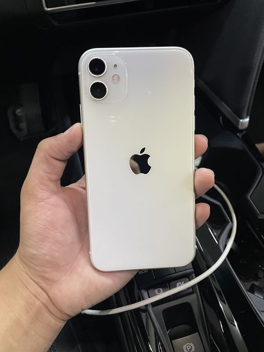 Iphone 11 ақ светте идеальный