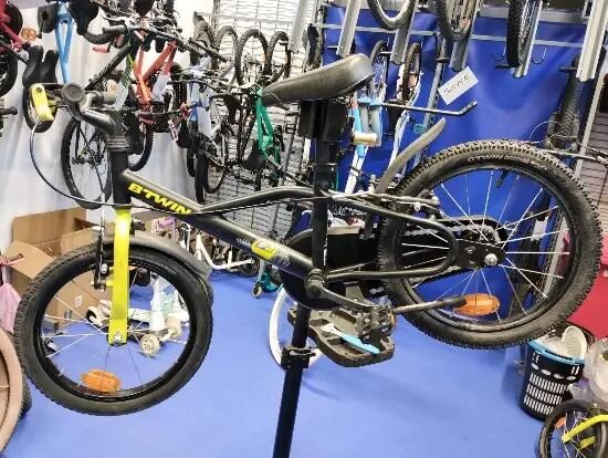Dark Hero 500 - (SecondHand) Decathlon