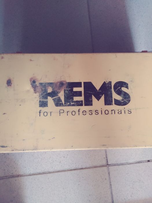 Trusa pistol sertizat,Trusa bacuri sertizat,Plita oglinda PPR Geberit