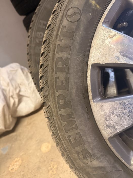 Jante originale VW 5x112 R16 echipate cauciucuri de iarna 205/55R16