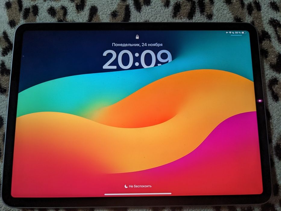 Продам iPad pro 11 m2
