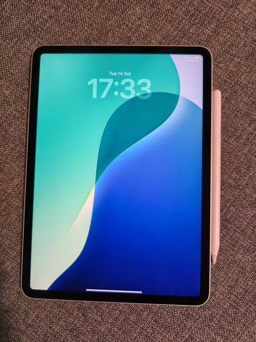 Vand Ipad Pro 11'' 2022 M2 in garantie + Apple pencil