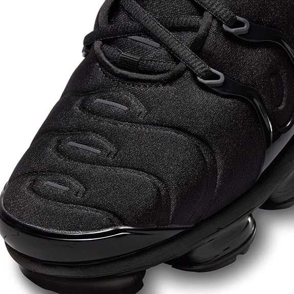 Черни обувки vapormax