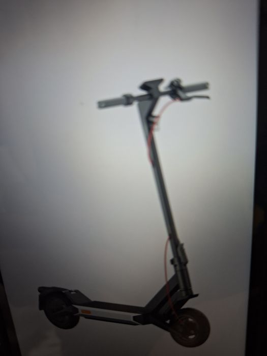 Vând sau schimb  trotineta electrica