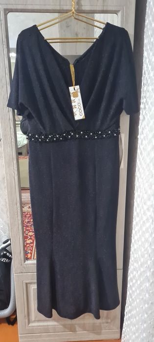 Продам новое вечернее платье!