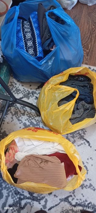 Отдам вещи без разбора на подростка джинсы на девочек 6 лет