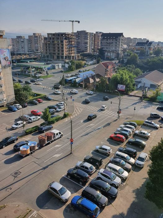 PF inchiriez ap 2 camere, lângă FSEGA