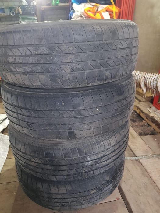 Продаю шины sailun