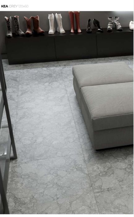 Керамогранит в наличии на скалде