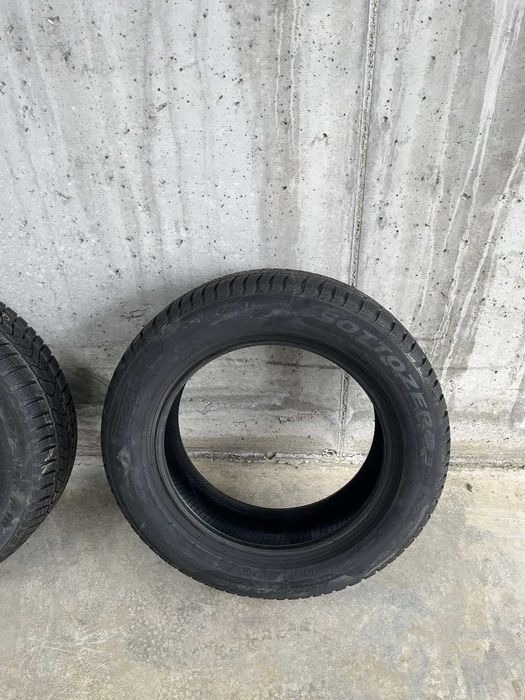 Чисто нови зимни гуми 225/60/18 Pirelli Winter Sotto Zero 3