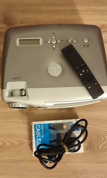 Proiector Dell 4100MP - Cinema la tine acasă!