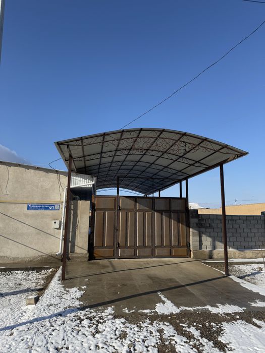 Продается дом со всеми мебелями расположение  хорошее в центре города