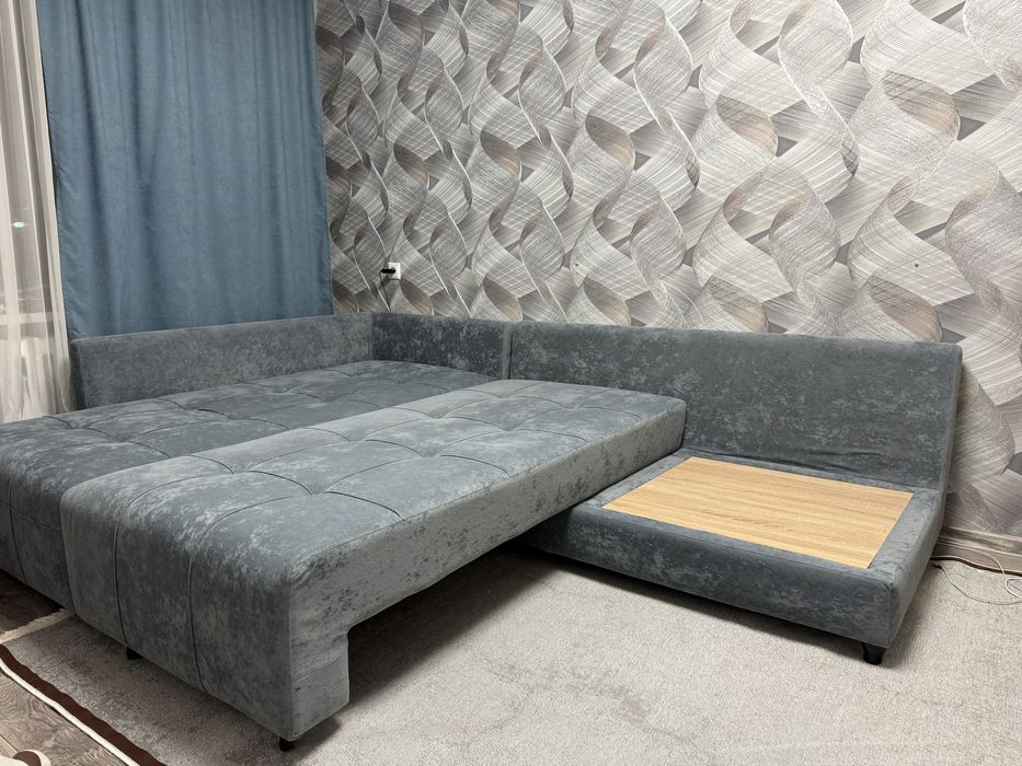 Продам угловой диван