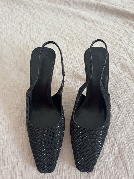 Туфли зара со стразами