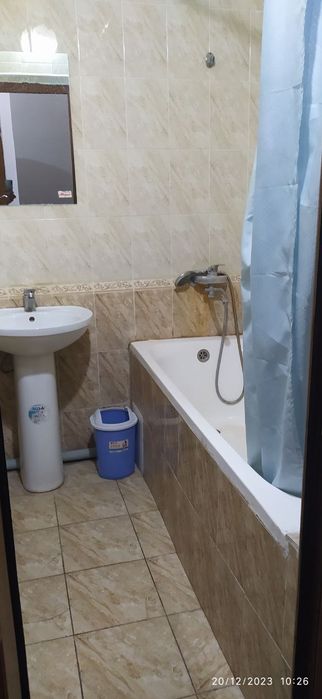 Фаргона шахар Флагман олдида