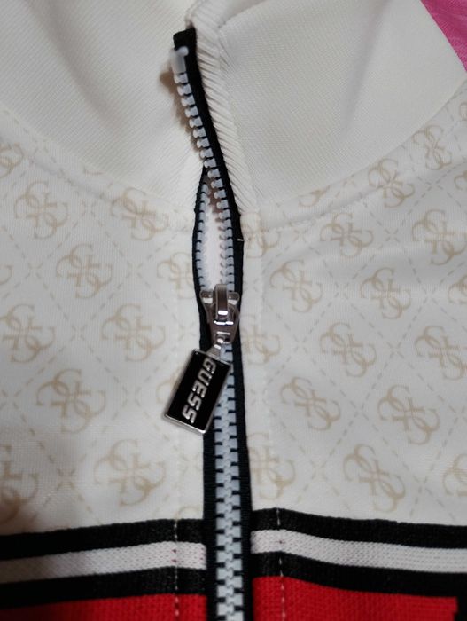 Спортна Горница Guess