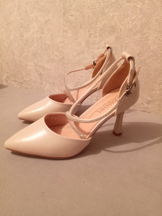 Продам туфли женские 38 размер