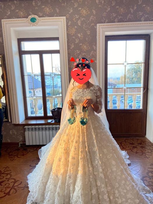 Свадебное платье