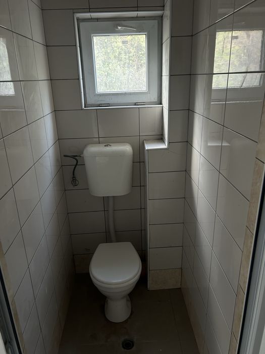 Дава се под наем Промишлена сграда в Габрово, Промишлена зона - 400 кв.м за 2.55 € - Снимка #4