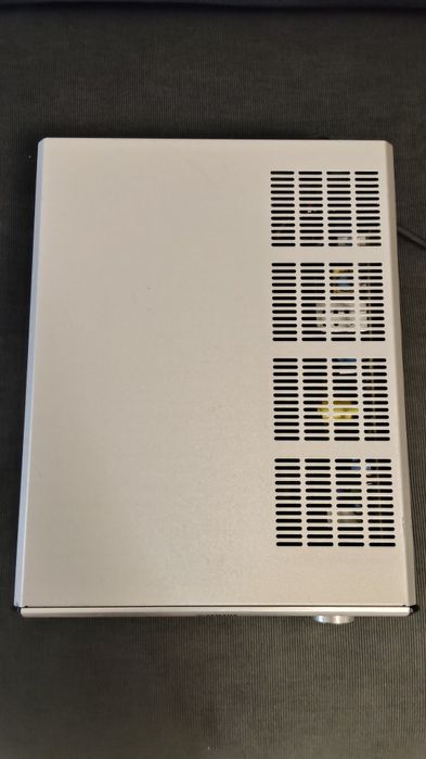 Vând DVD Receiver RDX-E700 defect