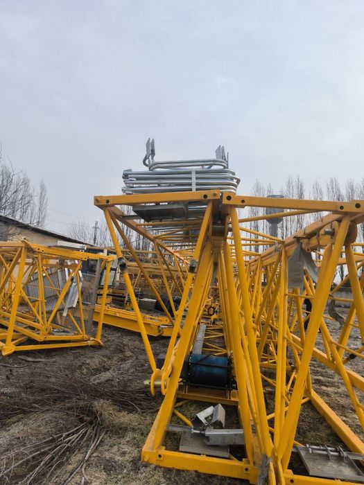 Башенный кран Дахан