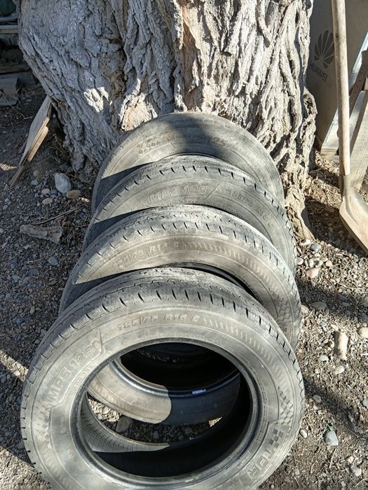 Продам резину на газель