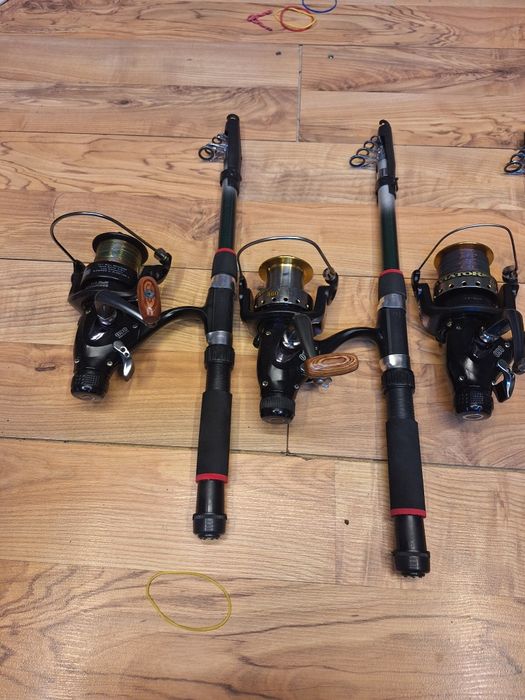 Vând 4 Lansete 3.60 cu 4 Mul. ( cadou 4 Lansete + 4 Mulinete)