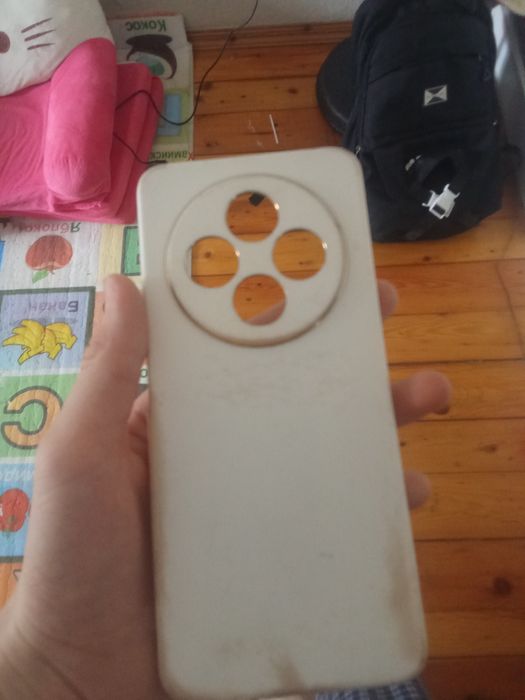 Продам чехол на Редми 12  или 13