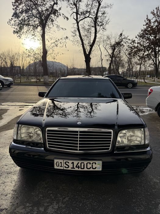 Mercedes-Benz W140 S500