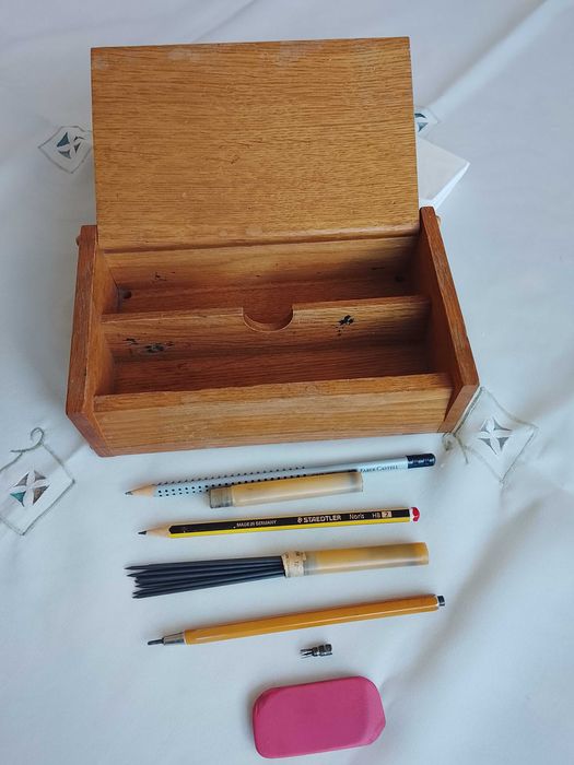 Penar vechi din lemn , fabricat DDR.