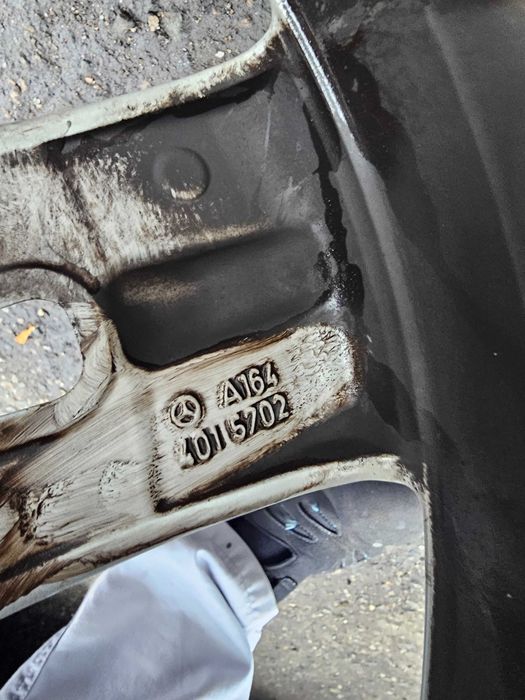Мерцедес МЛ Mercedes W164 оригинални джанти 18 цола 5х112
