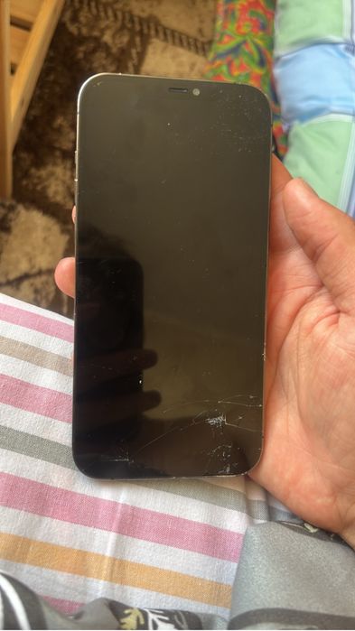Iphone 15 , 12 pro max