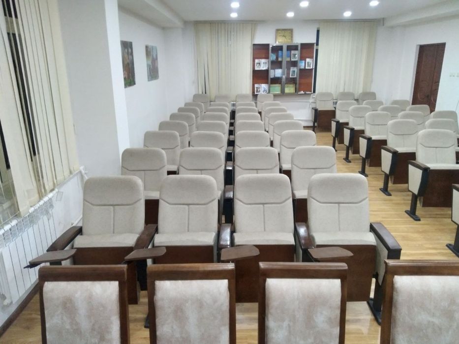 Кресло театральное для активного зала стул