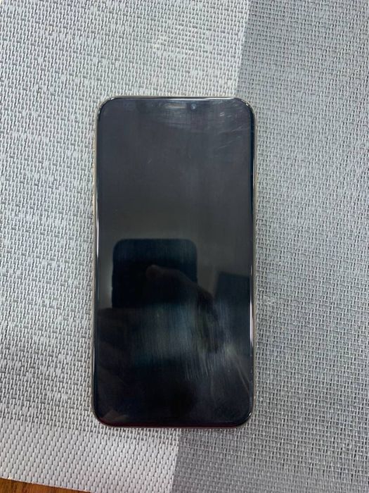 IPhone XS с гарантией