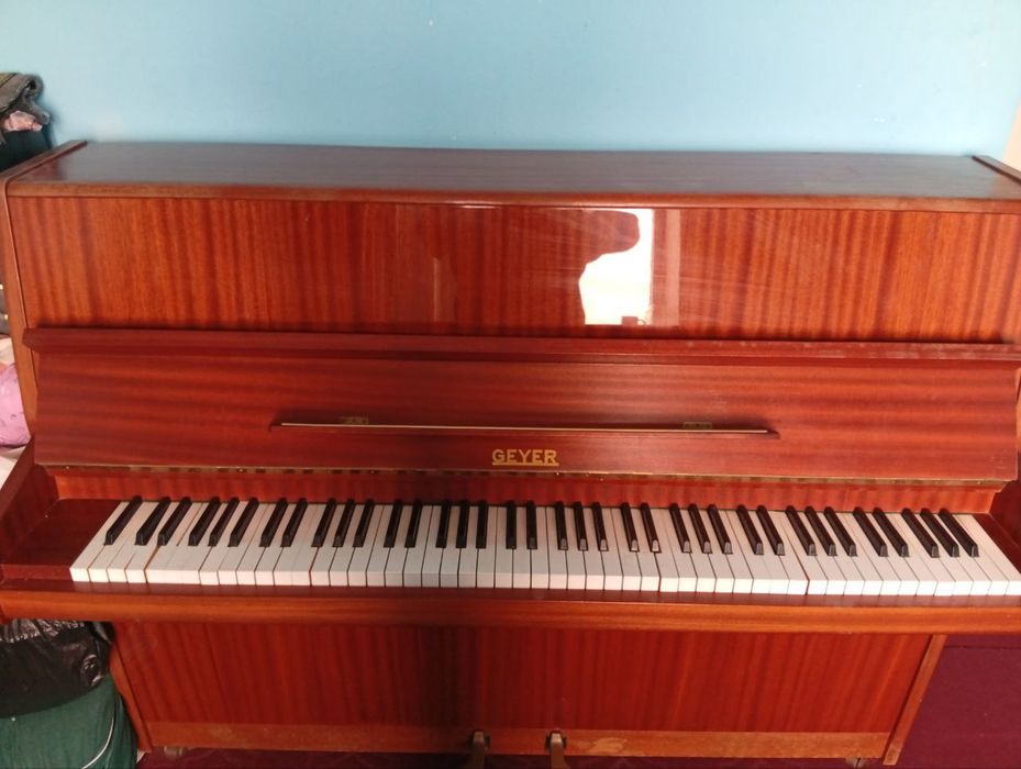 Pianino Germaniyada ishlab chiqazilgan