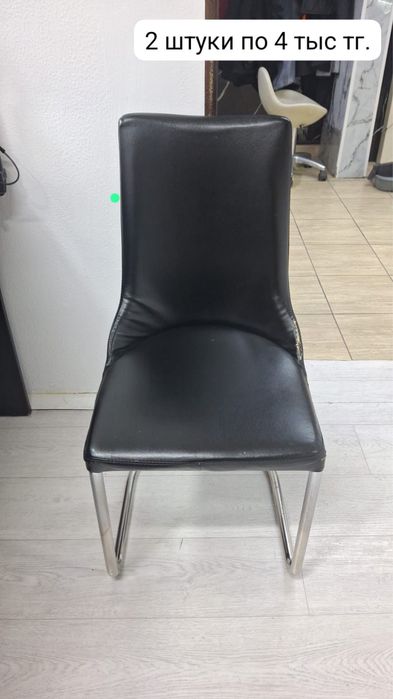 Салоны красоты. Кресло. Столы