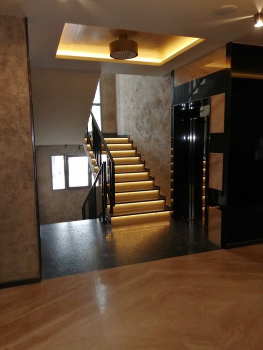 Дава се под наем Двустаен апартамент в Пловдив, Център - 70 кв.м за 459 € - Снимка #9