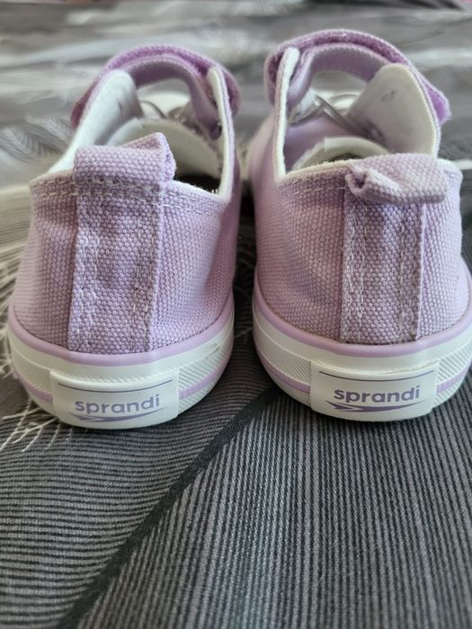 Teniși Sprandi pt fete nr 35
