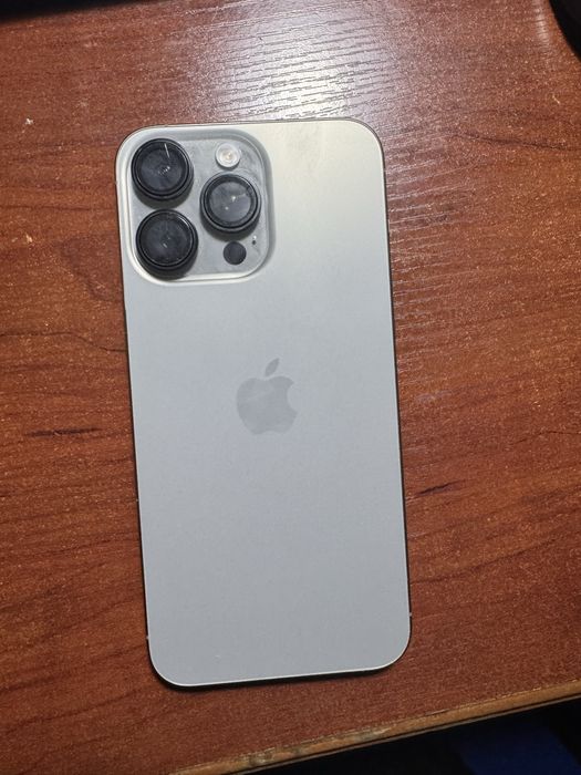 Iphone 15 Pro max | 89% | 256gb