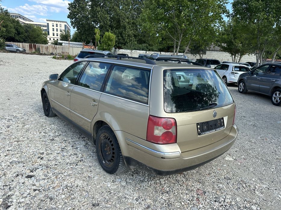 Задна броня за Фолксваген Пасат 5.5 комби